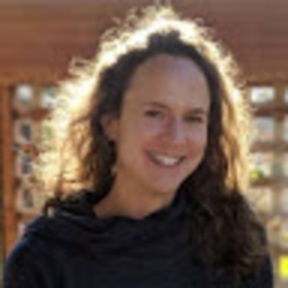 Meet your Posher, Kelli